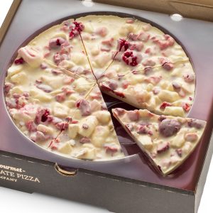 Eton Mess 7" chocolate pizza close up